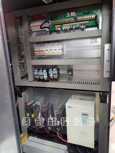 ���۶������HTC2050nб�픵��܇��