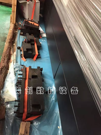 ���۶�����ꖵ�һ�C��HTC4030tб�픵��܇